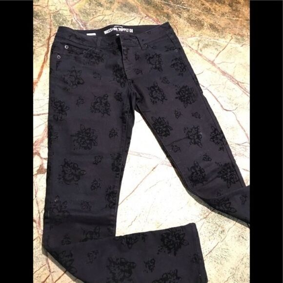 Mossimo Supply Co. Denim - MOSSIMO Jean 